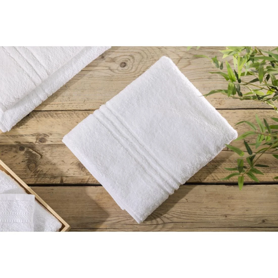 EcoKnit Bath Towel White, 600gsm - Image 1