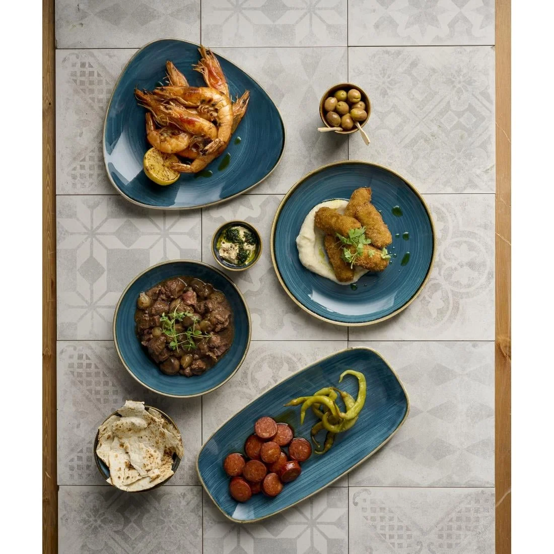 Churchill Stonecast Java Blue Lotus Plates 228mm (12 Pack) - Image 2