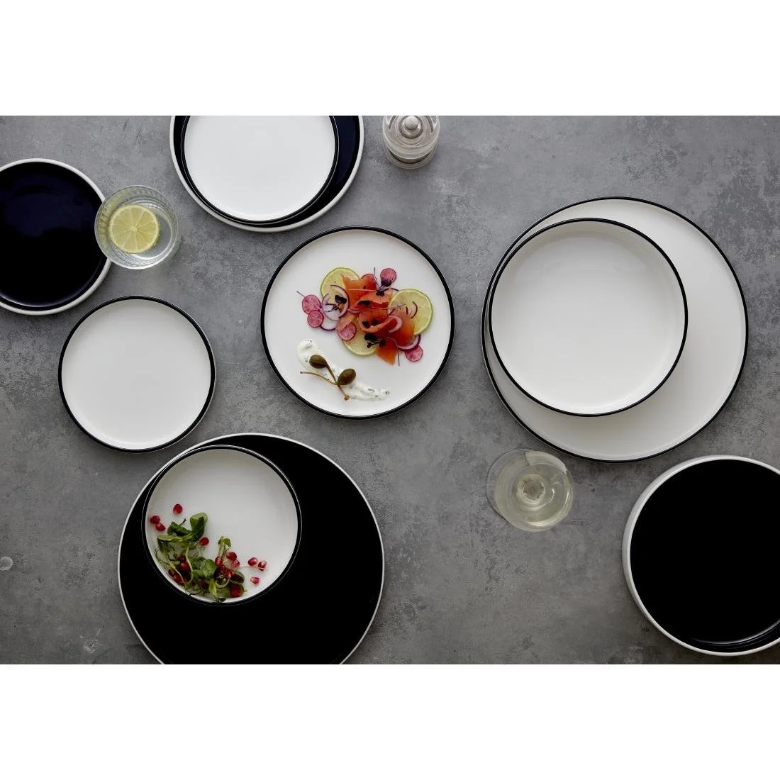 Steelite Nyx Round Trays Stkg 202.5mm (12 Pack) - Image 2