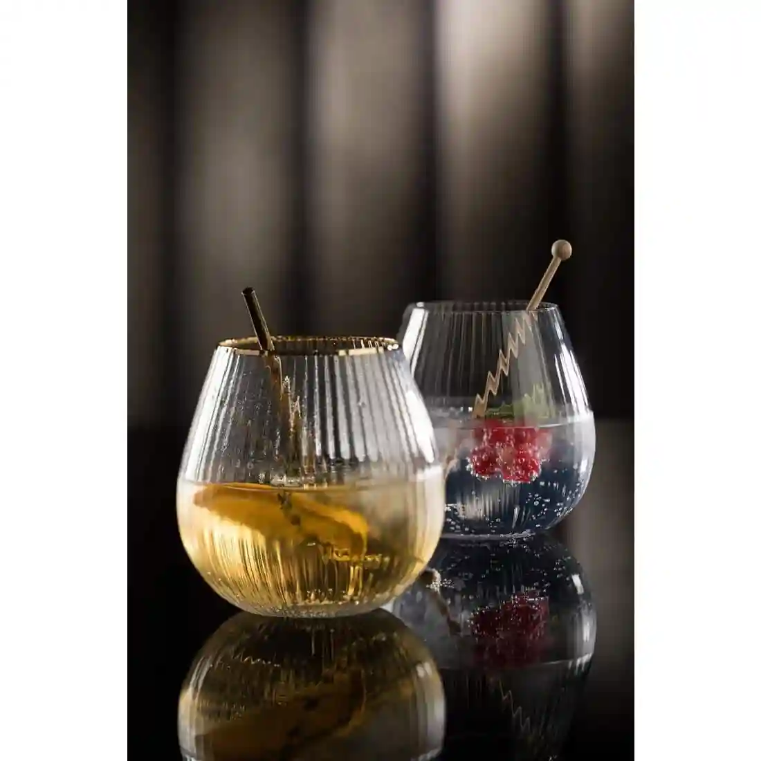 Utopia Hayworth Stemless Gin Gold Rim Glasses 650ml (6 pack) - Image 2