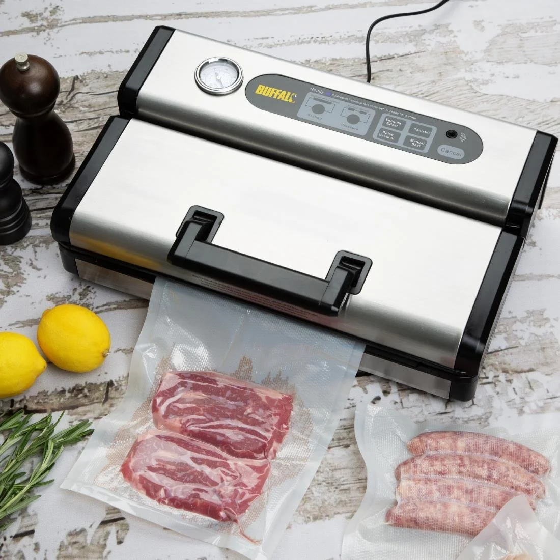 Vogue Compostable Embossed Vacuum Sealer Bags 250x350mm (50 Pack) - Image 7