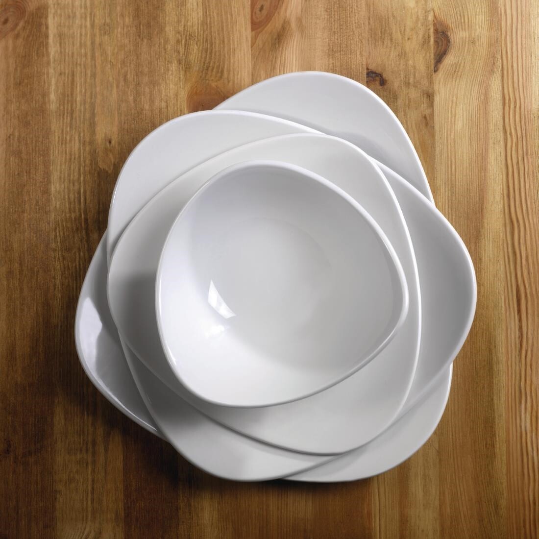 Churchill Lotus Triangle Bowls 185mm