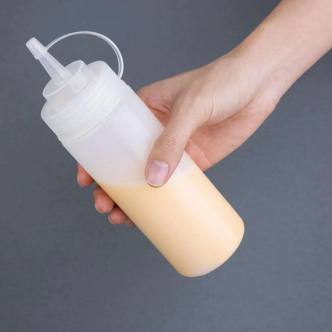 Nisbets Essentials Squeeze Sauce Bottles 12oz (6 Pack) - Image 5