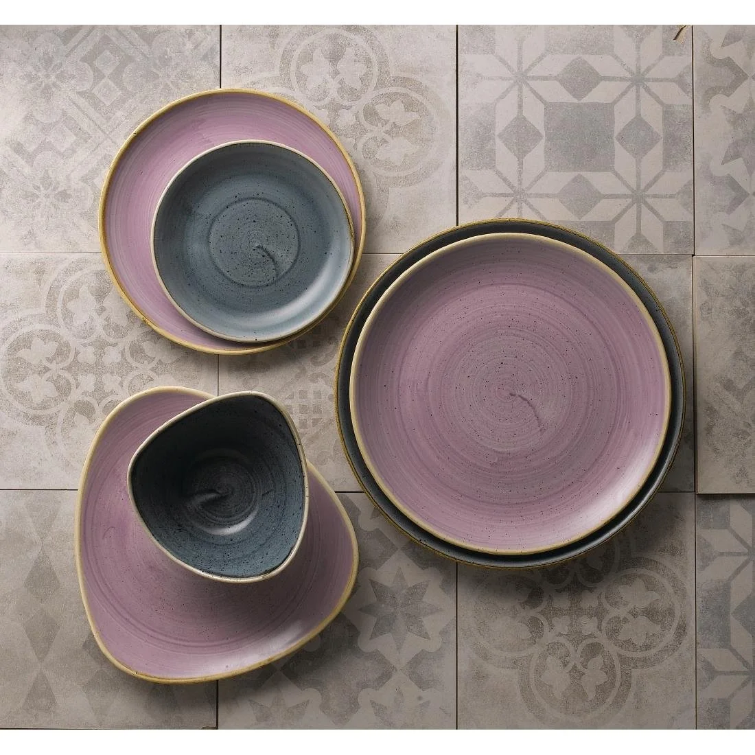 Churchill Stonecast Lavender Evolve Coupe Plates 220mm (12 Pack) - Image 3