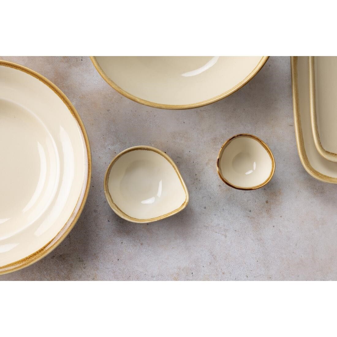 Olympia Kiln Round Bowl Sandstone 140mm