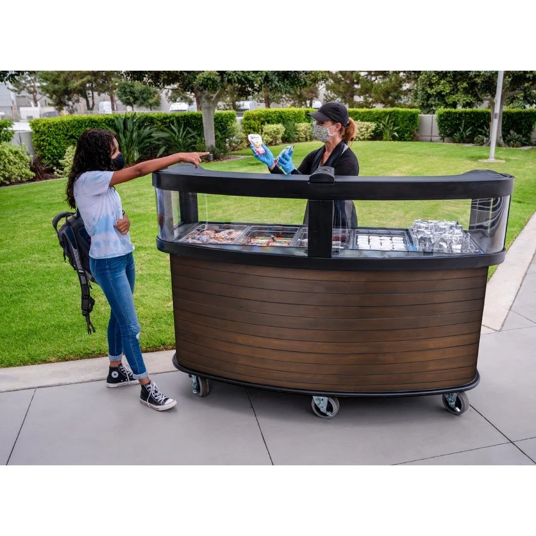 Cambro Mobile Vending Cart - Image 7