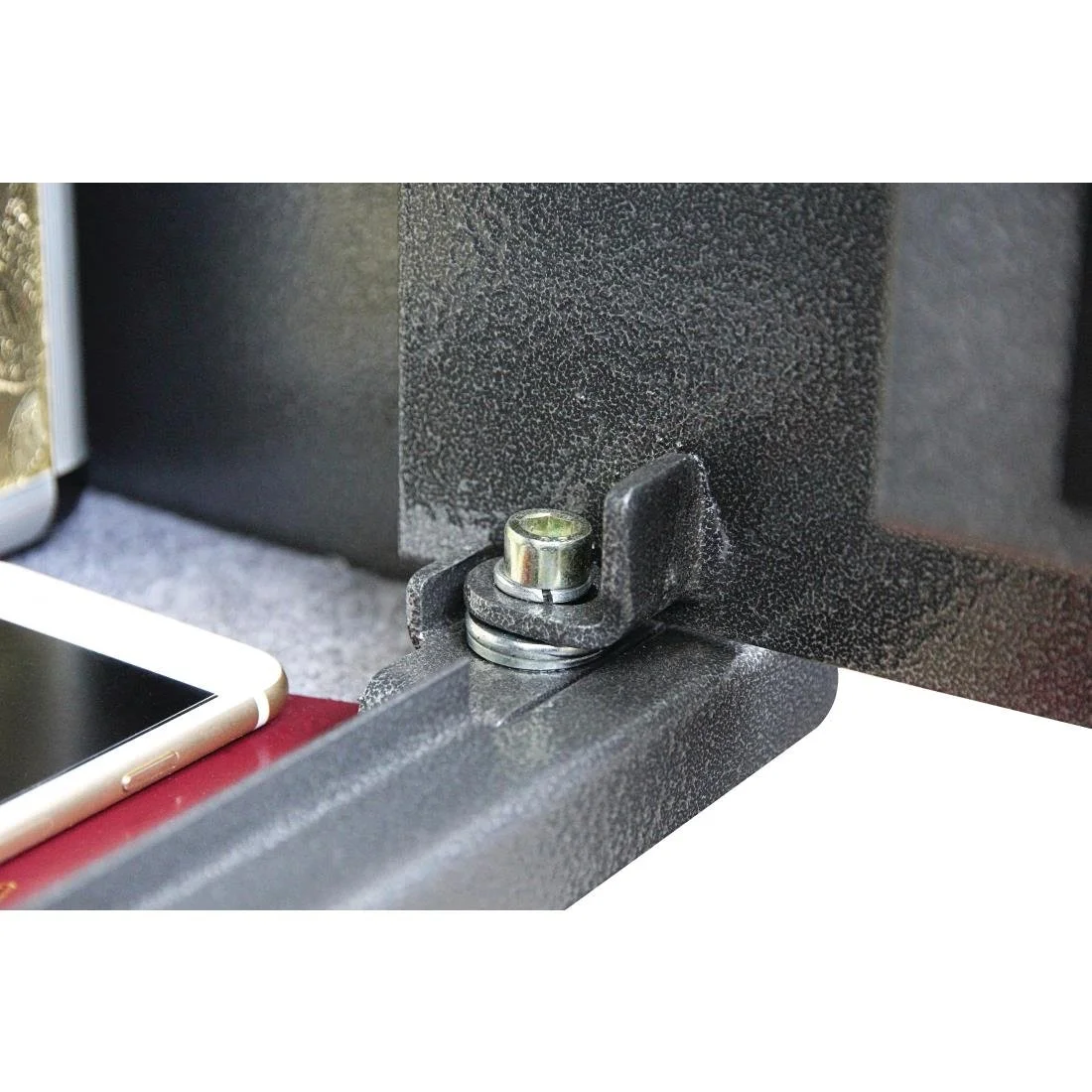 Phoenix Vela Security Safe 17Ltr - Image 2