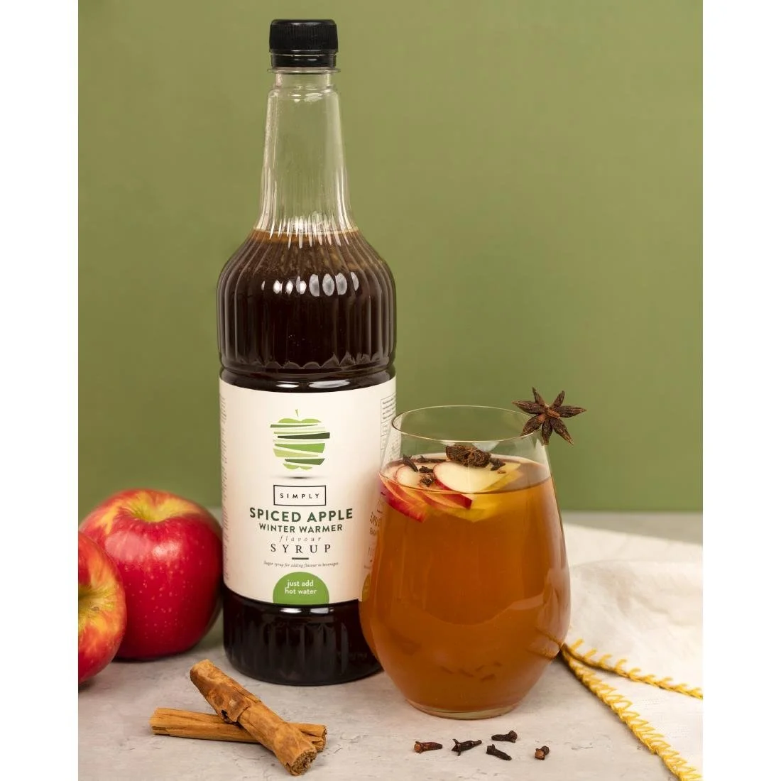 Simply Winter Warmer Spiced Apple Syrup 1Ltr - Image 3