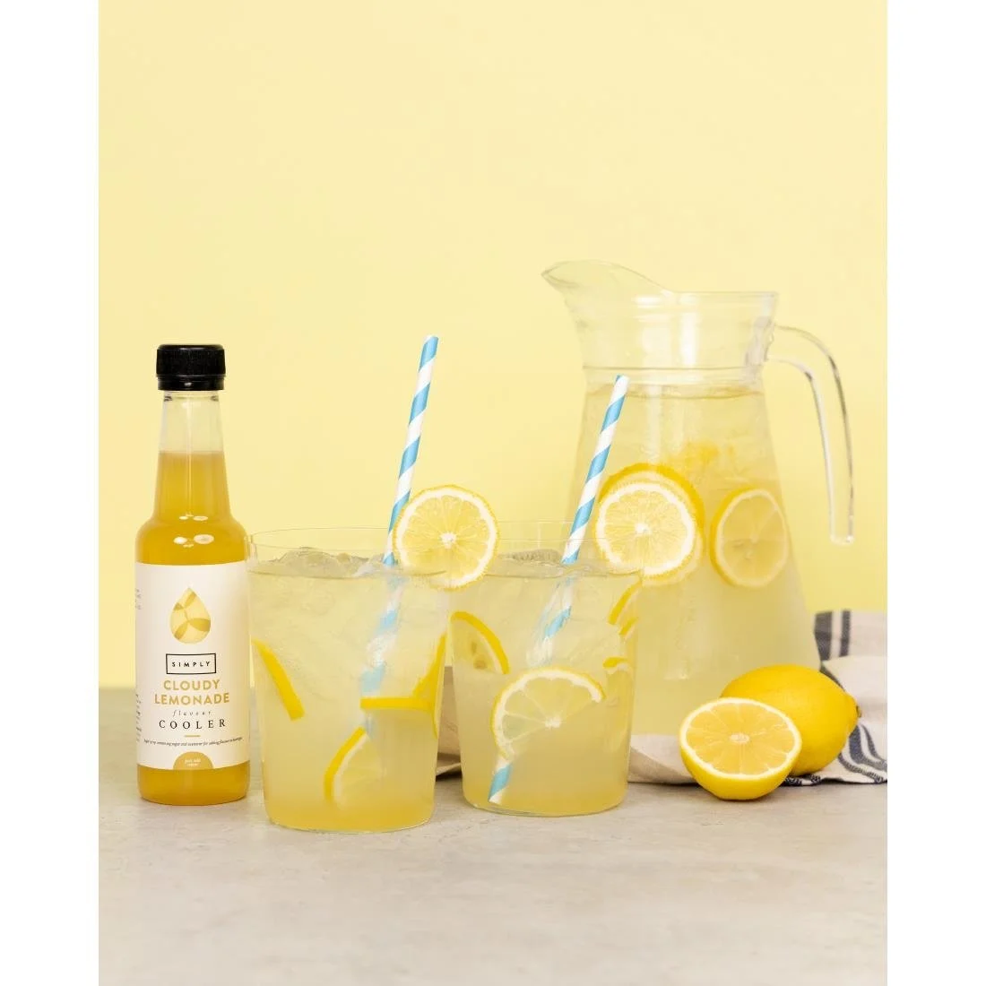 Simply Cloudy Lemonade Cooler Syrup 1Ltr - Image 2