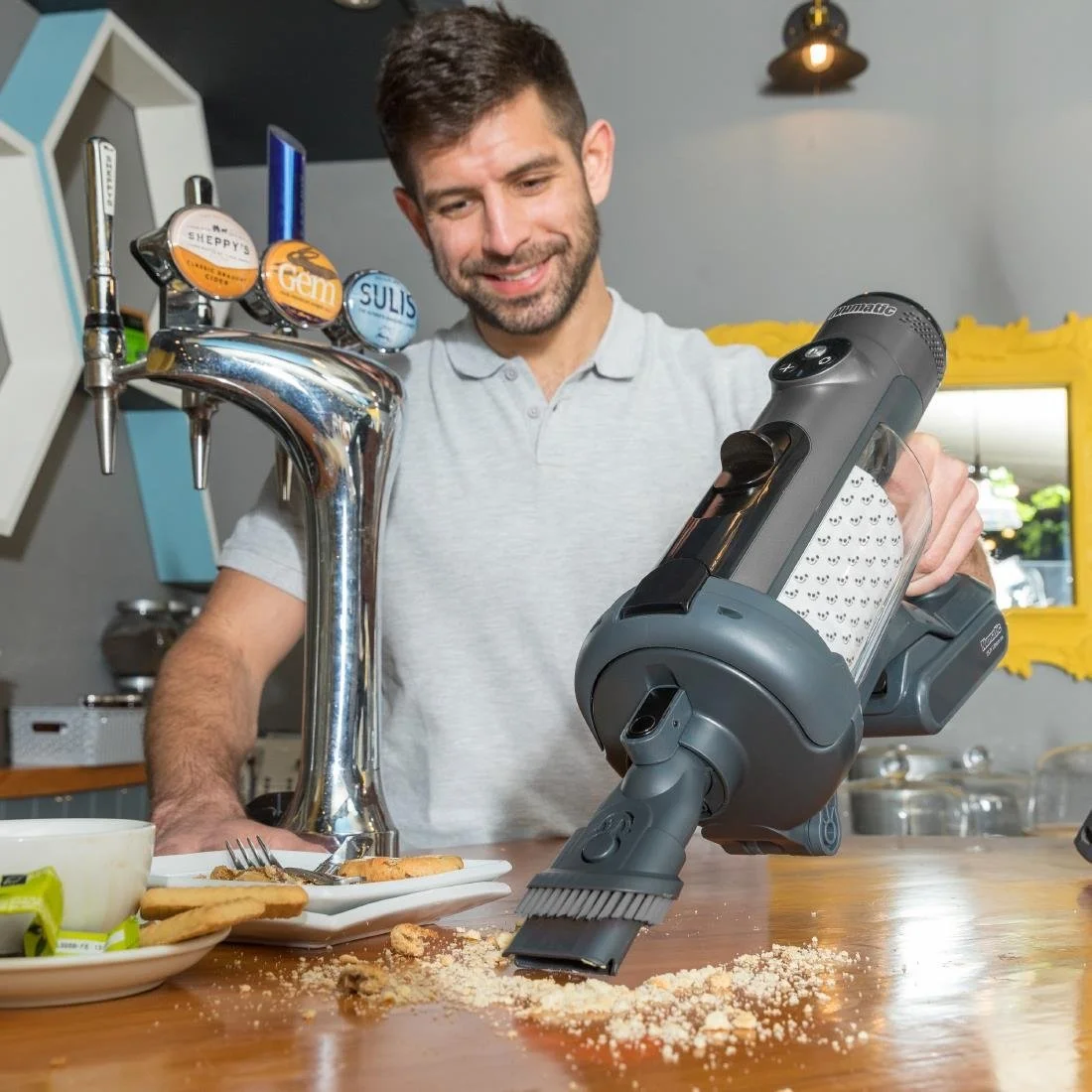 Numatic Quick Professional Cordless Vacuum Cleaner NQ100 - Image 9