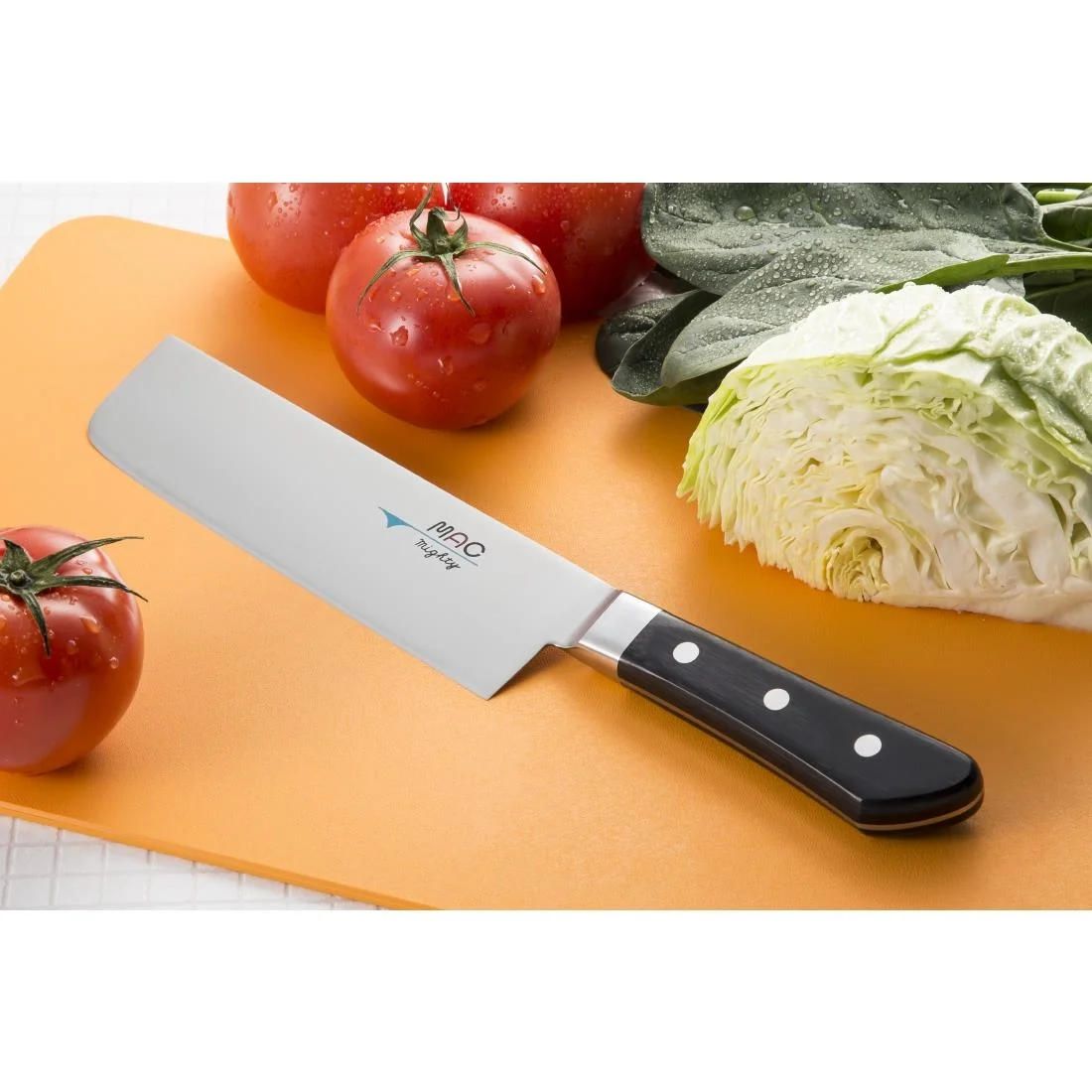Mac Professional Nakiri Japanese Vegetable Knife MJU-65 Black 17cm - Image 3