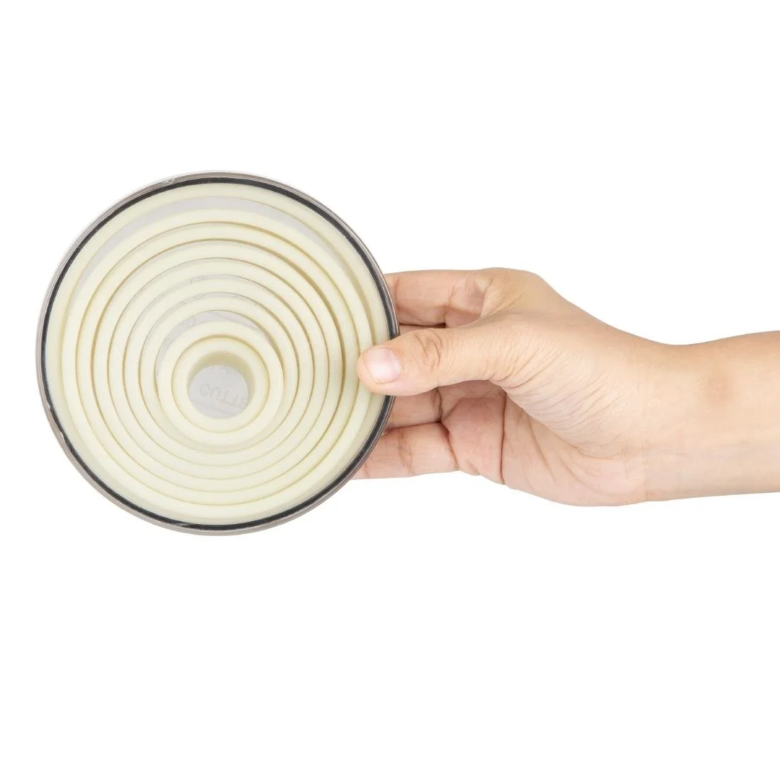 Vogue Plain Round Nylon Pastry Cutters ( 9 Pack) - Image 4