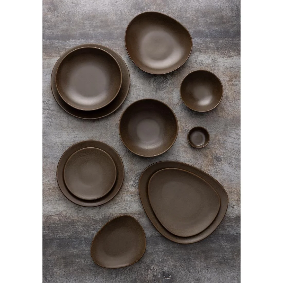 Olympia Ember Low Coupe Bowls Mahogany 230mm (4 Pack) - Image 2