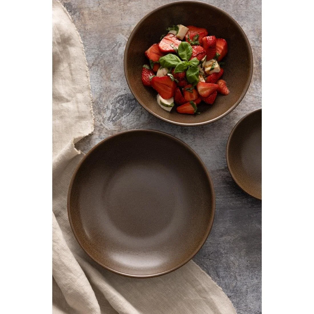 Olympia Ember Low Coupe Bowls Mahogany 230mm (4 Pack) - Image 4