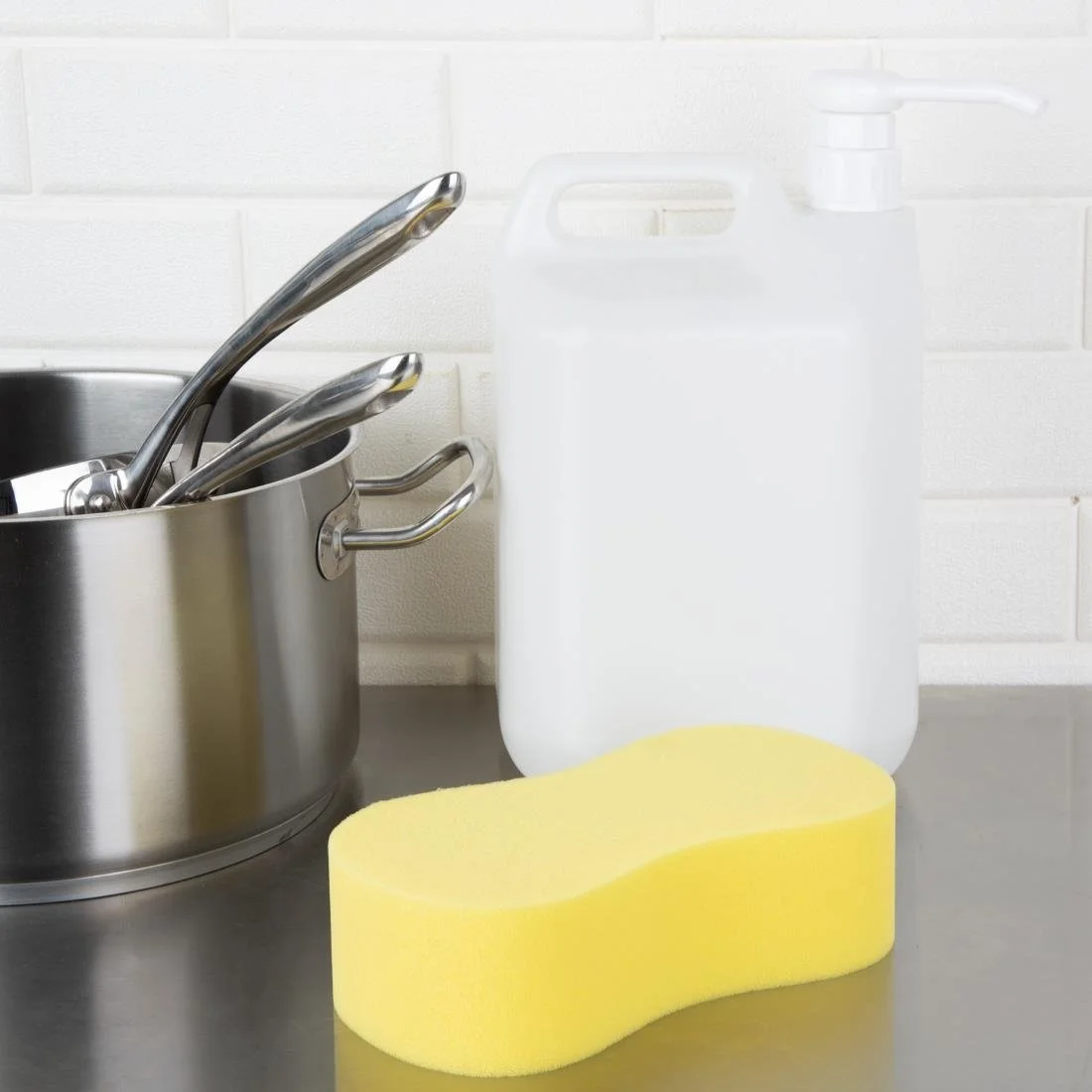 Nisbets Essentials Jumbo Sponges (4 Pack) - Image 4