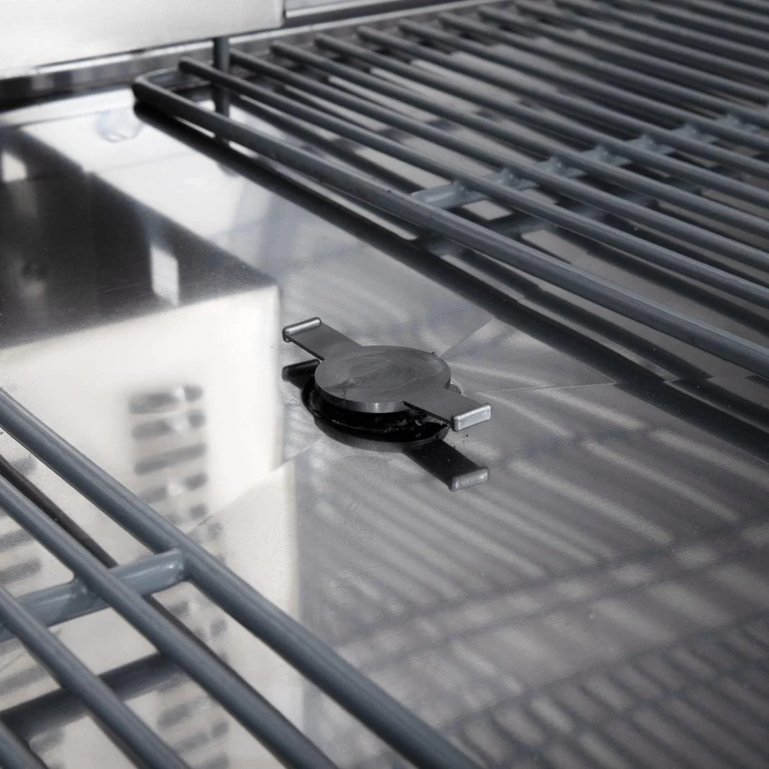 Polar U-Series Energy Efficient Double Door Upright Freezer 1400Ltr - Image 15