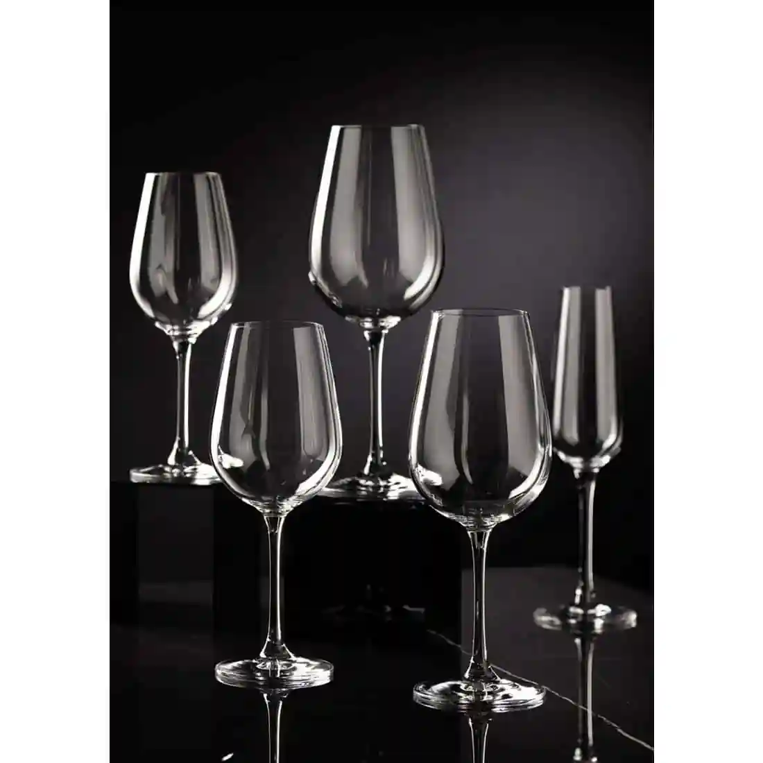 Utopia Mississippi Wine Glasses 500ml (6 pack) - Image 3