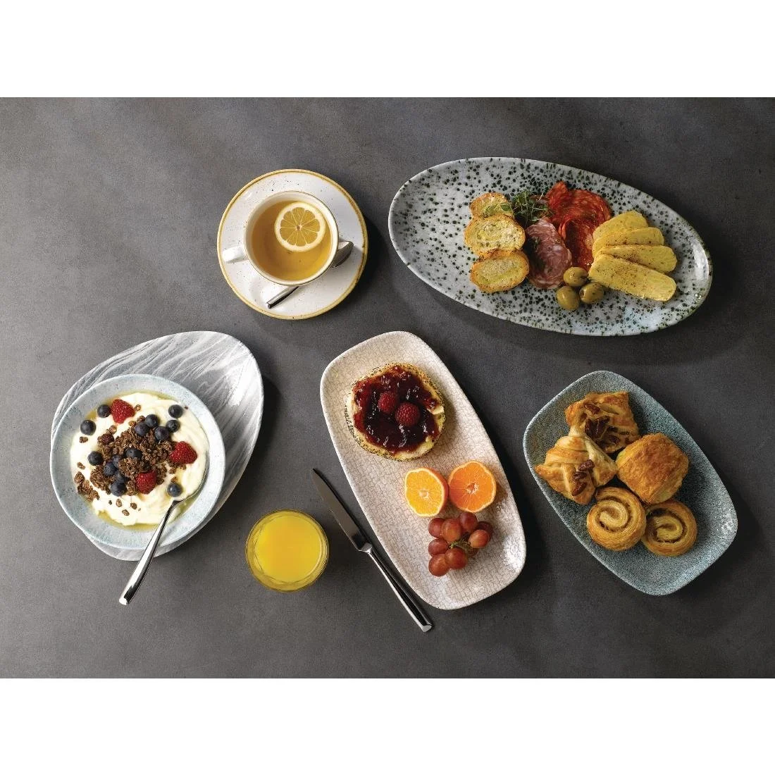 Churchill Raku Oblong Chef Plates Jade Green 157 x 237mm (12 Pack) - Image 2