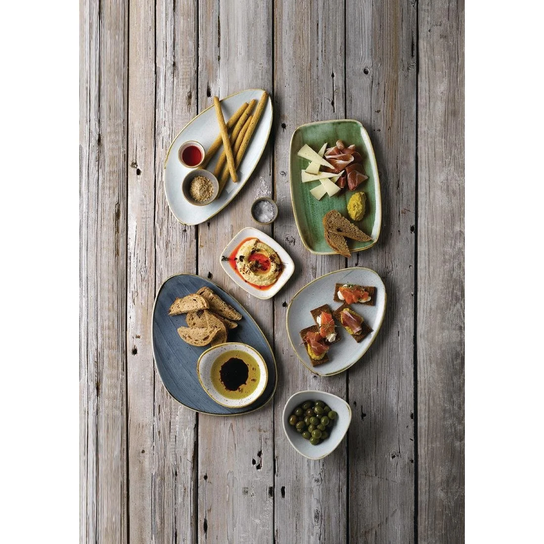 Churchill Stonecast Triangular Chefs Plates Blueberry 365 x 250mm (6 Pack) - Image 3