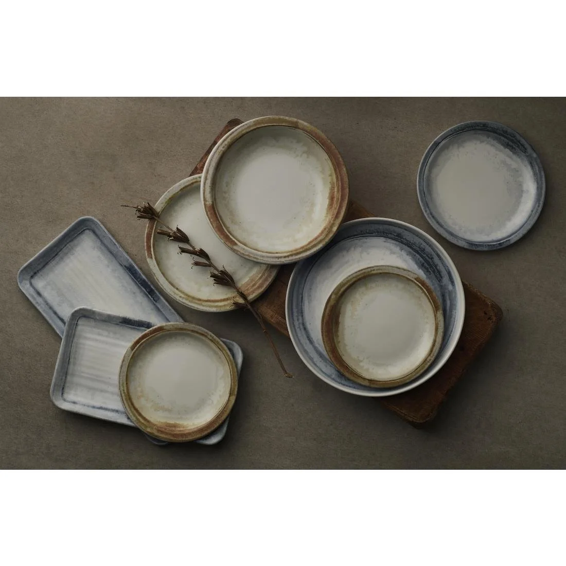 Dudson Makers Finca Nova Plates Sandstone 229mm (12 Pack) - Image 2