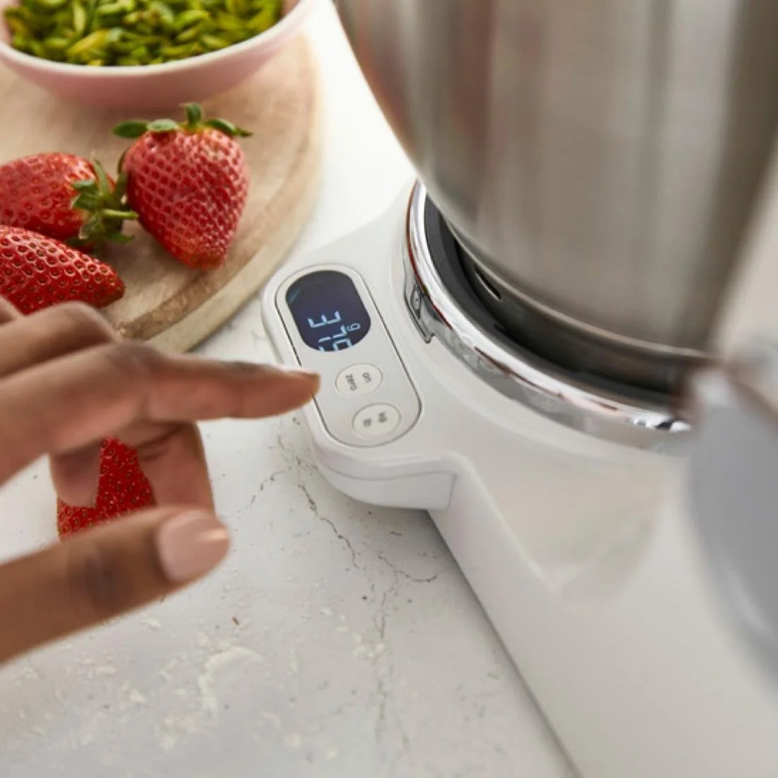 Kenwood Titanium Chef Baker Stand Mixer White XL KVL65.001WH - Image 8