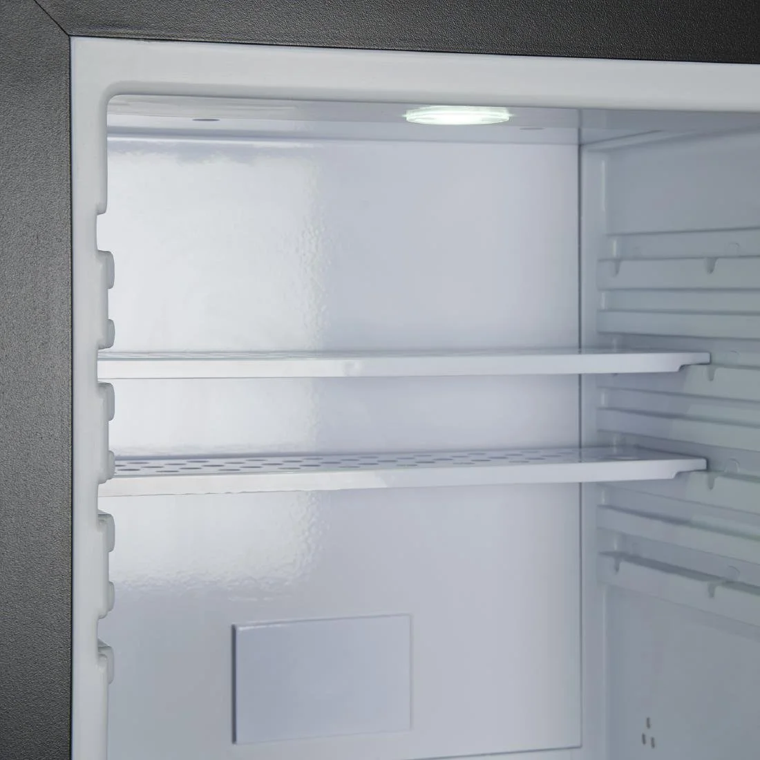 Corby Eton 20Ltr Solid Door Minibar - Image 7