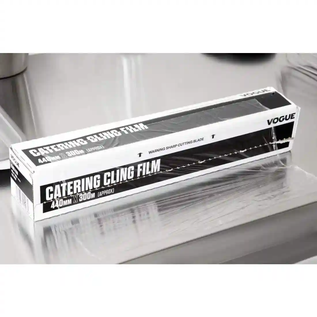 Vogue Cling Film 440mm x 300m - Image 7