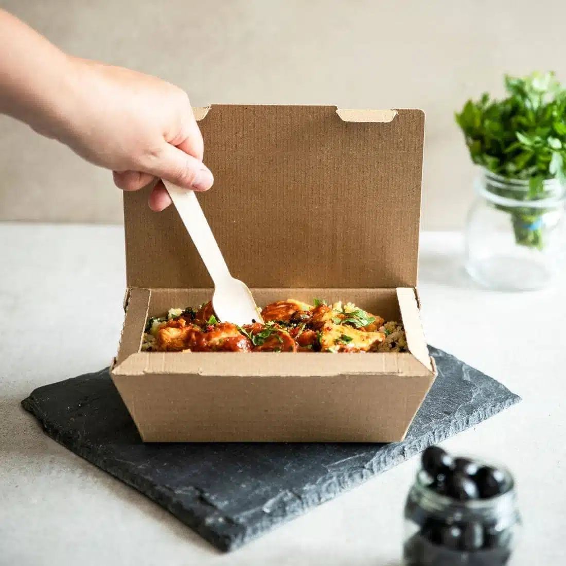 Vegware Compostable Microflute Takeaway Box 8x5" (Pack 250) - Image 2