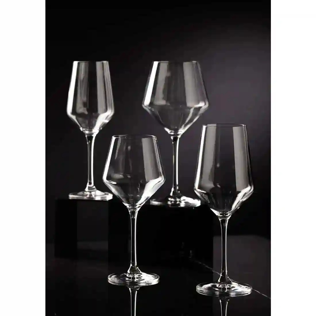 Utopia Murray Bordeaux Glasses 700ml (6 pack) - Image 3