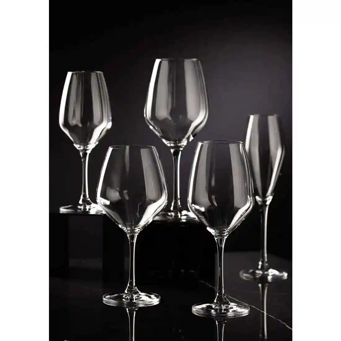 Utopia Seine Wine Glasses 680ml (6 pack) - Image 2
