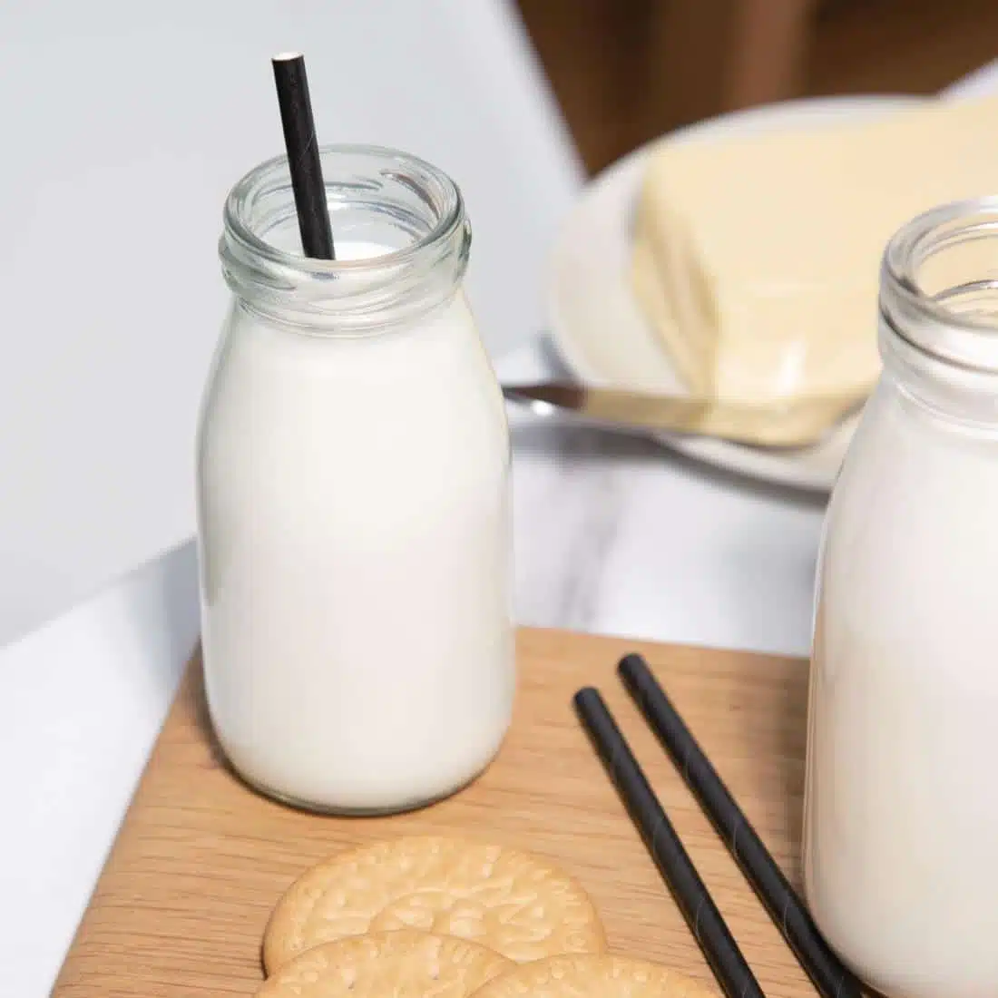 Fiesta Compostable Individually Wrapped Paper Cocktail Stirrer Straws Black (Pack of 250) - Image 3