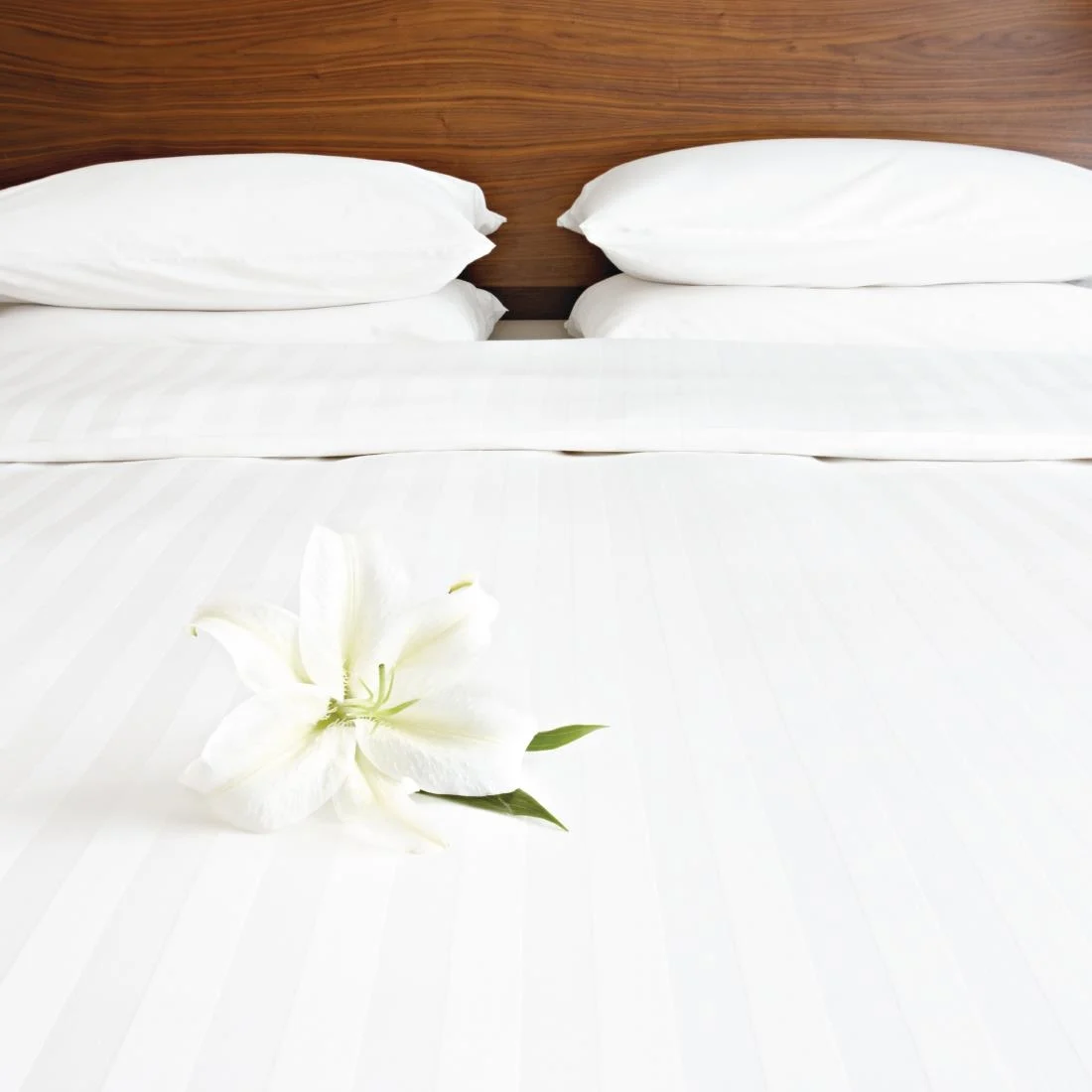 Mitre Comfort Satin Duvet Cover White King Size