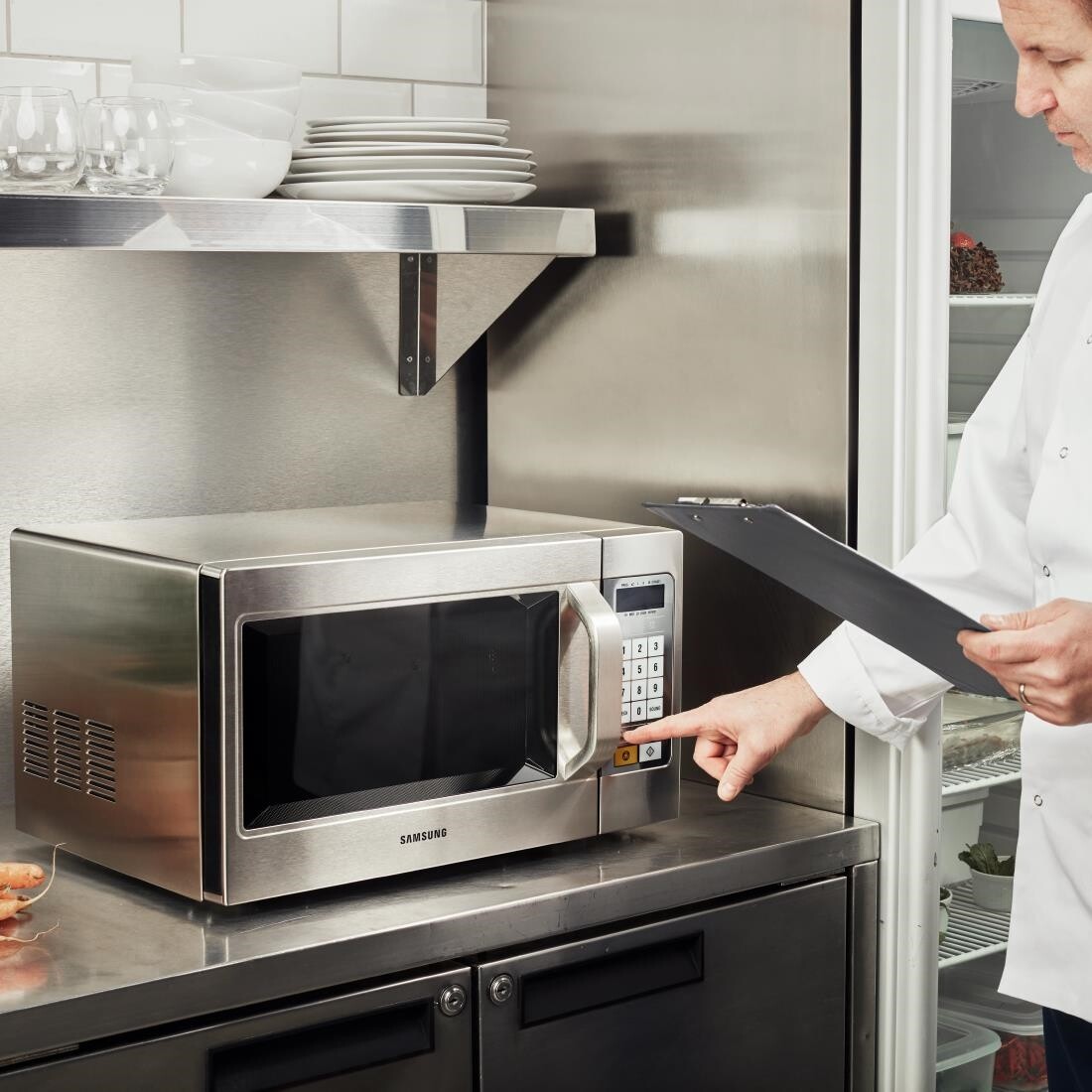Samsung CM1089 1100w Microwave Oven