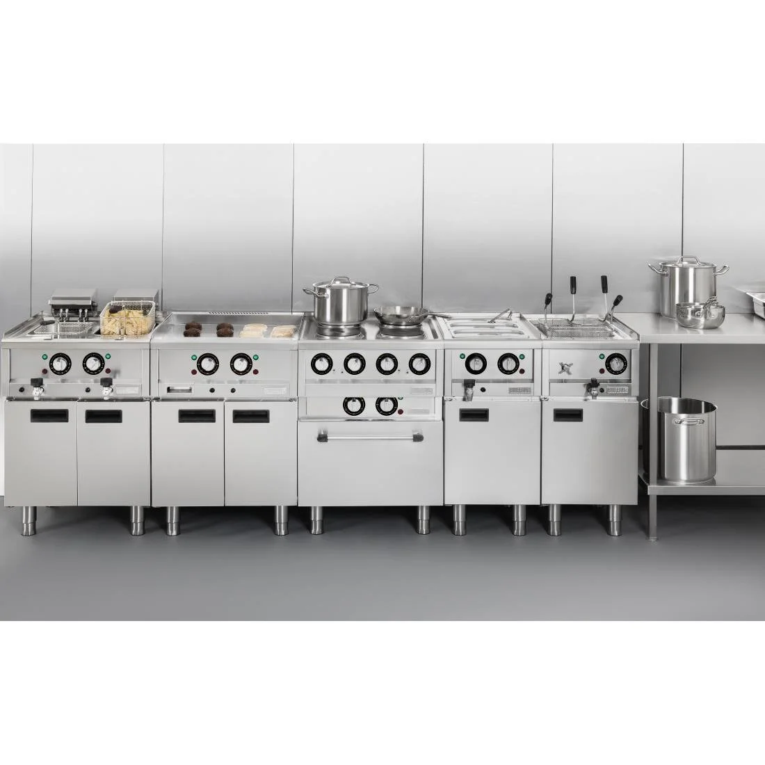Buffalo 600 Series 4 Ring Electric Hob - Image 2