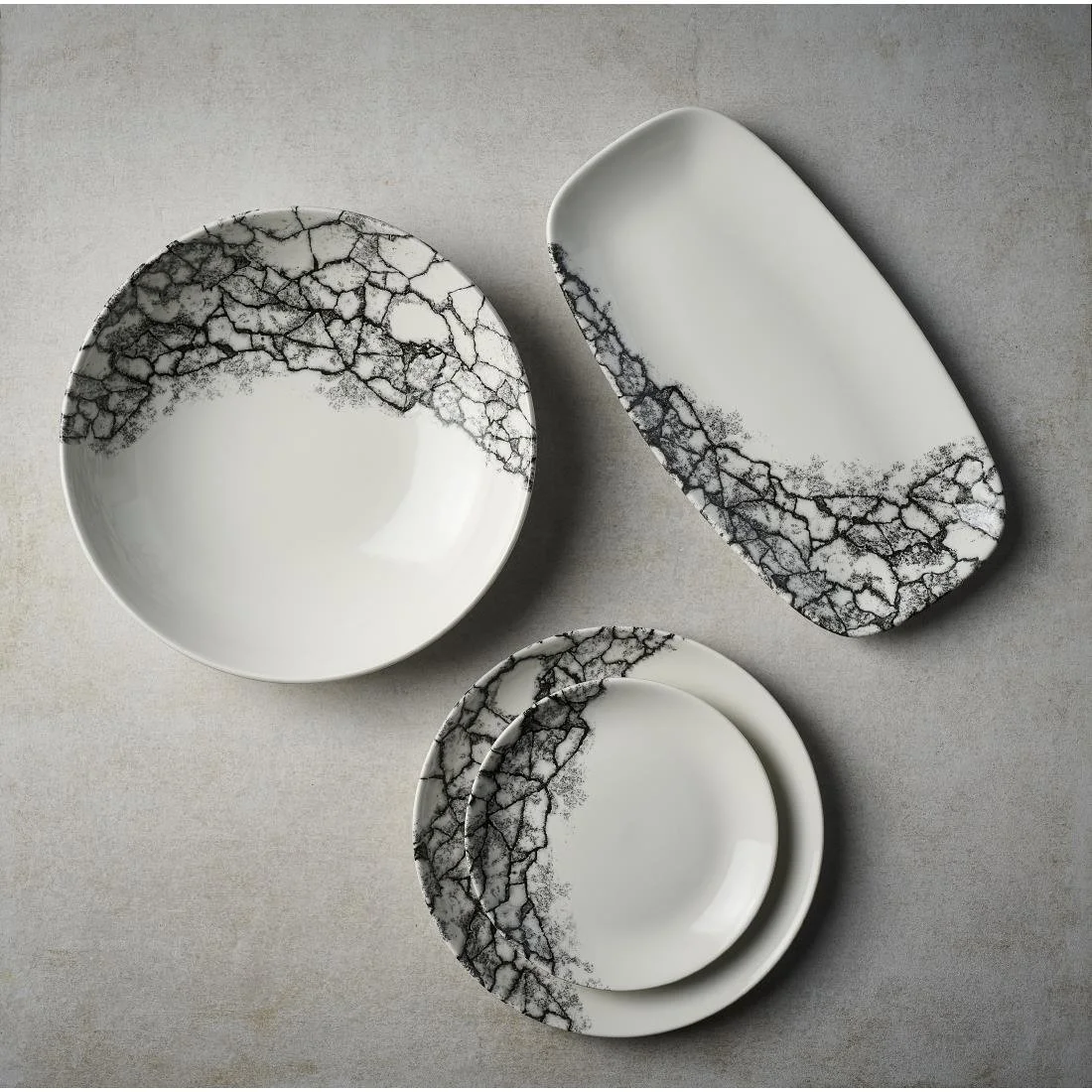 Churchill Kintsugi Accents Quartz Black Evolve Coupe Plates 220mm (12 Pack) - Image 4