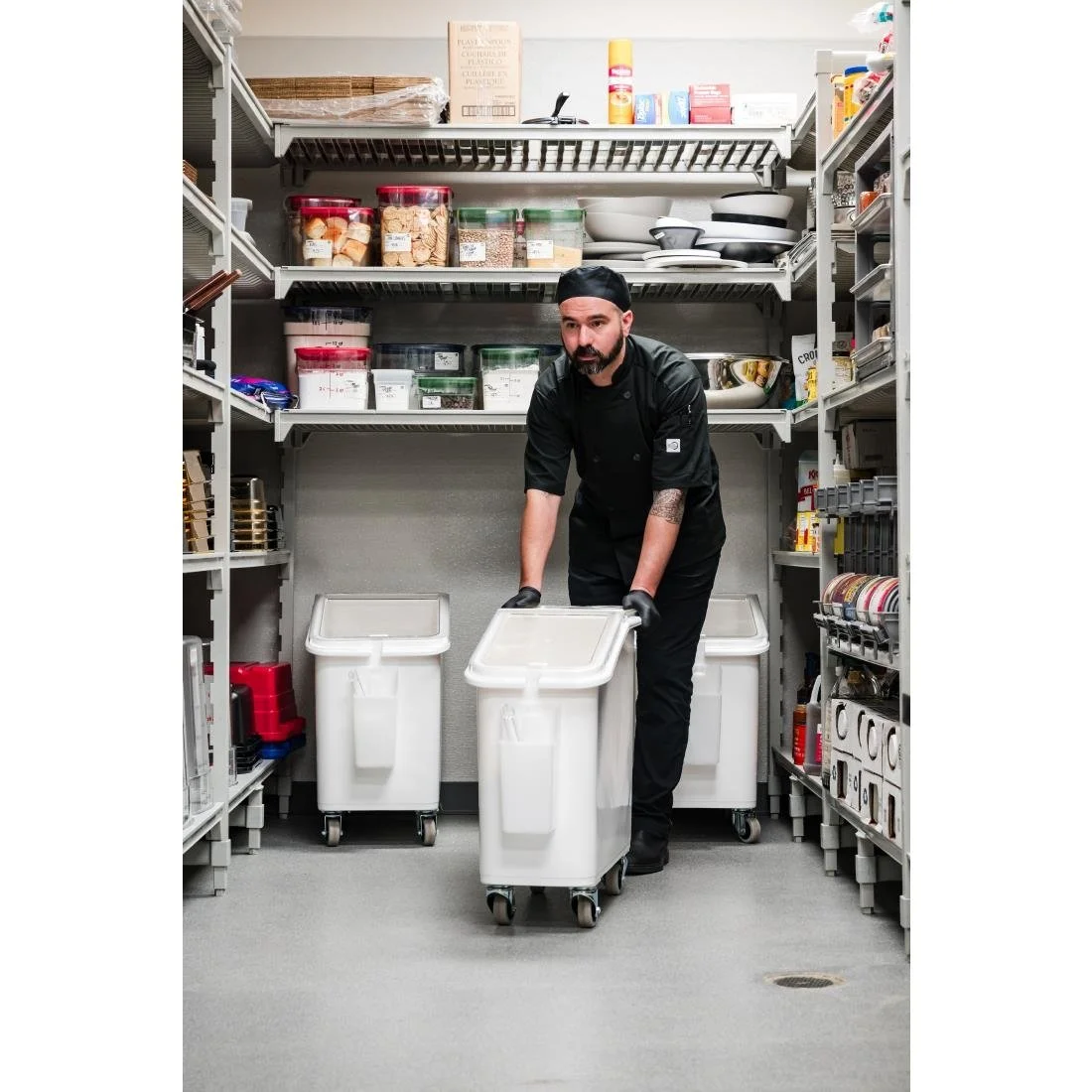 Cambro Mobile Ingredient Bin White 102Ltr - Image 4
