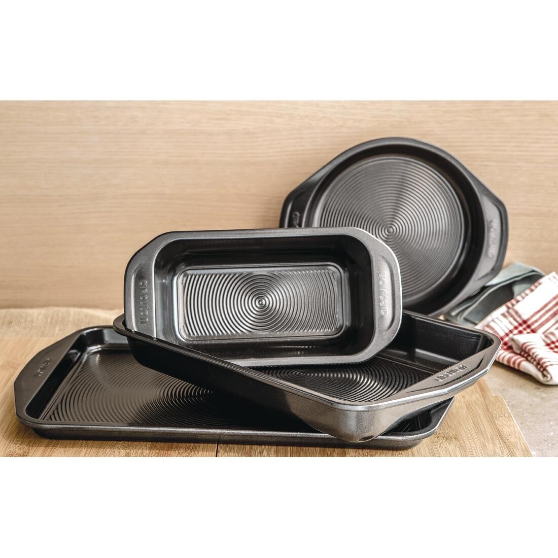 Circulon Rectangular Cake Tin 390mm