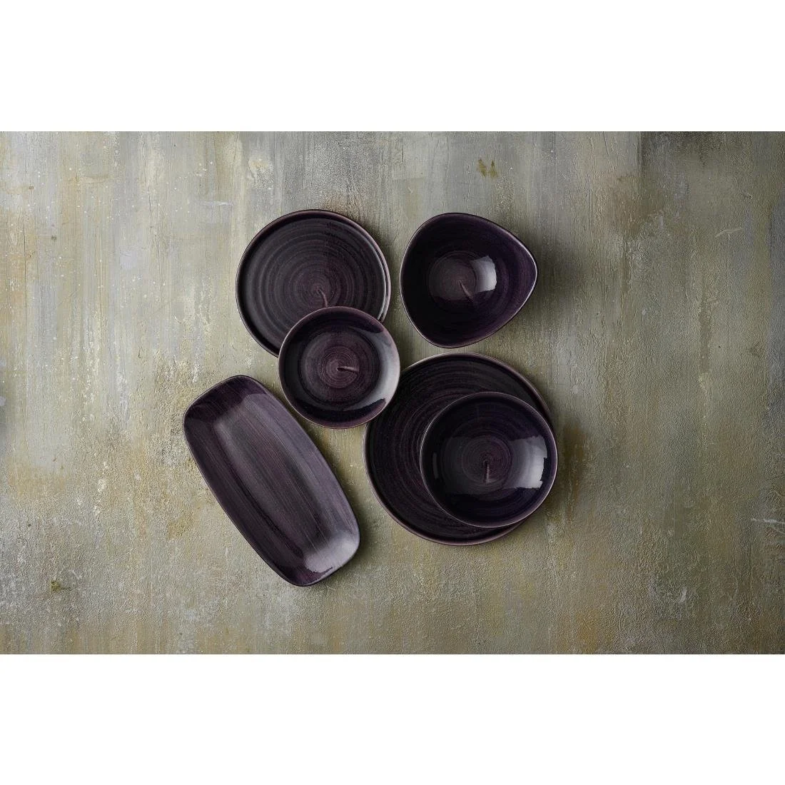Churchill Stonecast Patina Deep Purple Triangle Plates 229mm (12 Pack) - Image 3