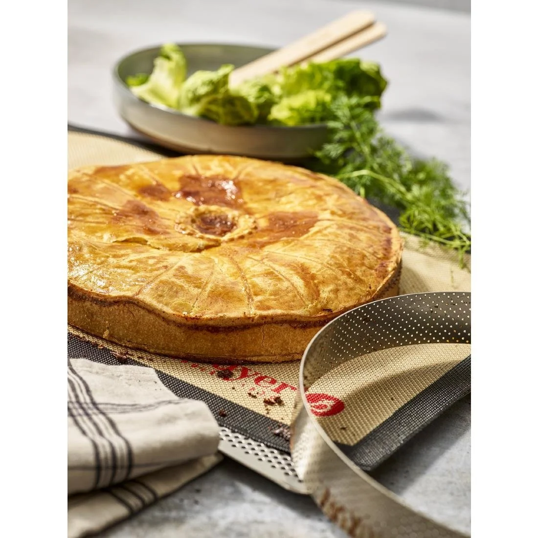 De Buyer Perforated Flat Aluminium Baking Tray - Image 3