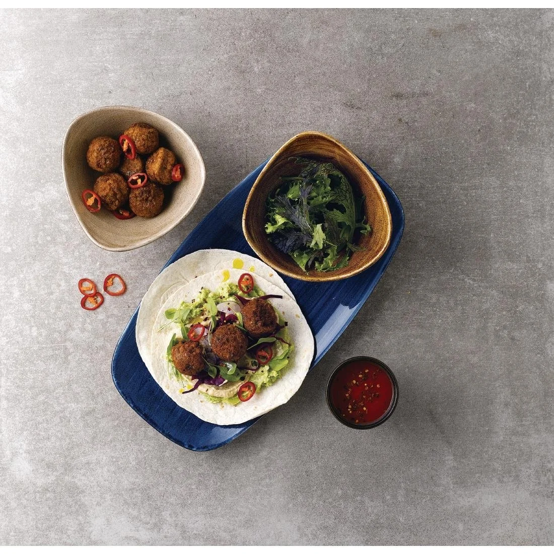 Churchill Stonecast Patina No. 3 Chefs Plates Cobalt 298 x 153mm (12 Pack) - Image 2