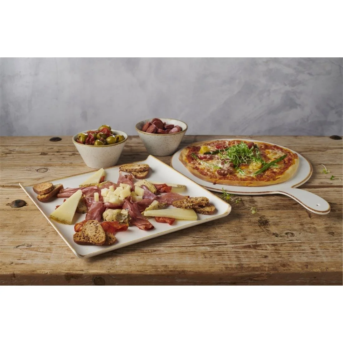 Churchill Stonecast Melamine Round Handled Paddle 318mm (4 Pack) - Image 4