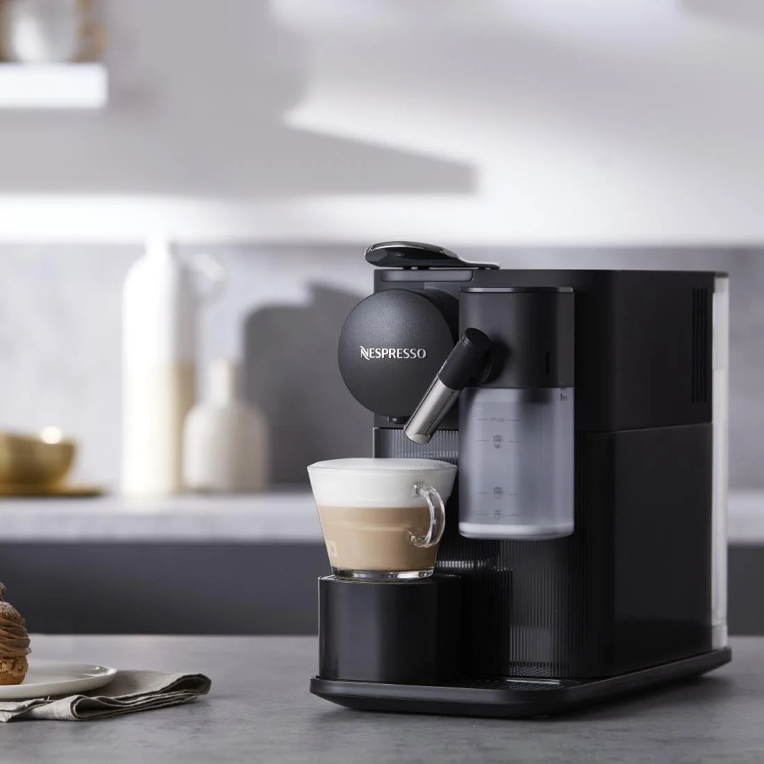 DeLonghi Nespresso Lattissima One Coffee Machine Black - Image 3