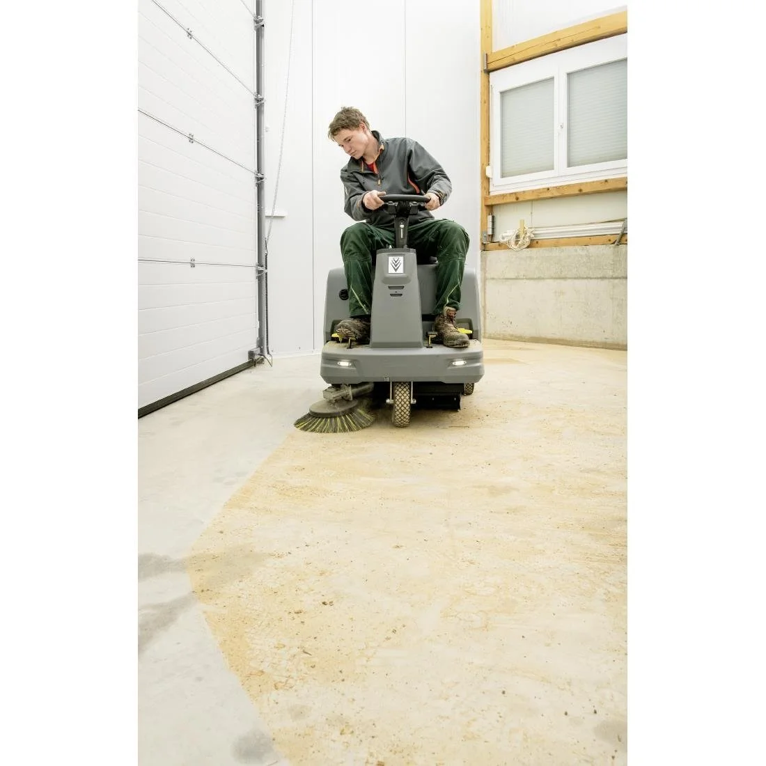 Karcher Vacuum Sweeper KM 85/50 R BP - Image 6