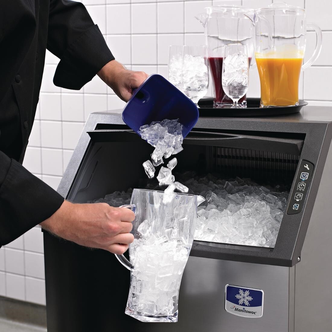 Manitowoc NEO Integral Storage Ice Maker 59kg
