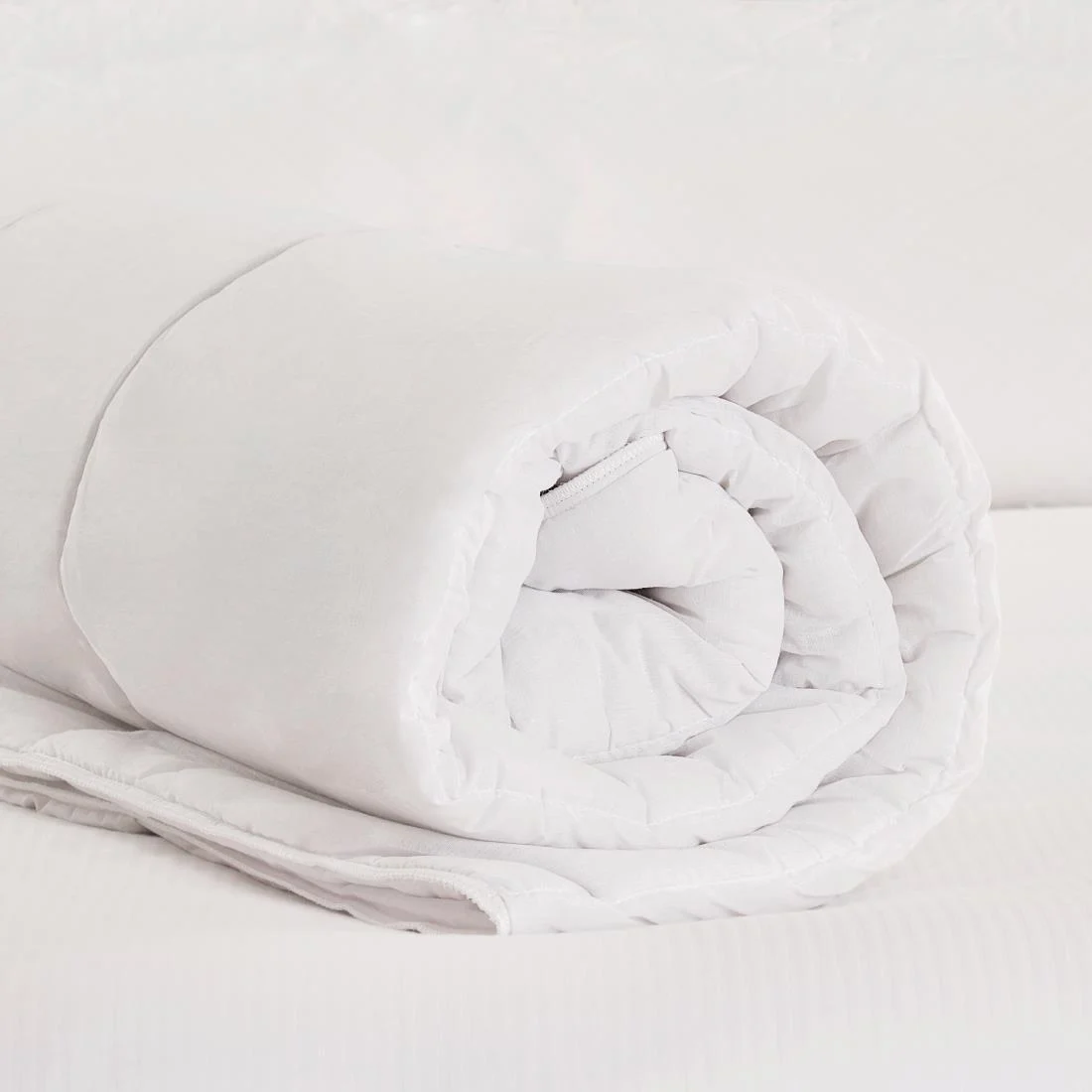 Mitre Essentials Hollo 10.5 Tog Duvet King Size