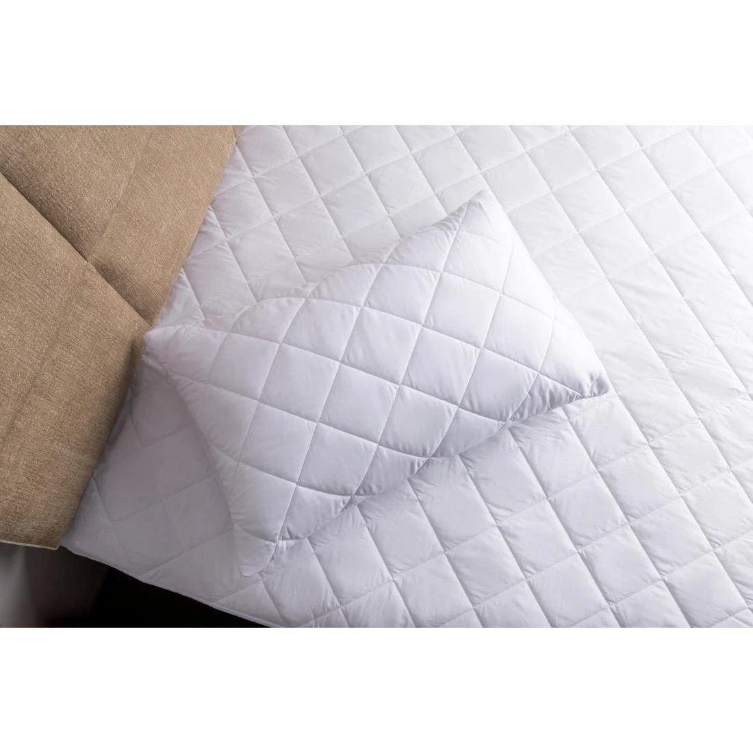Mitre Comfort Quiltop Mattress Protector Single