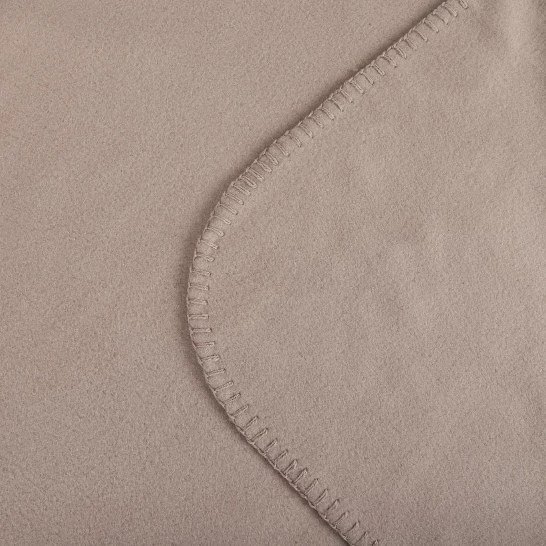 Mitre Essentials Polar Blankets Camel - Image 4