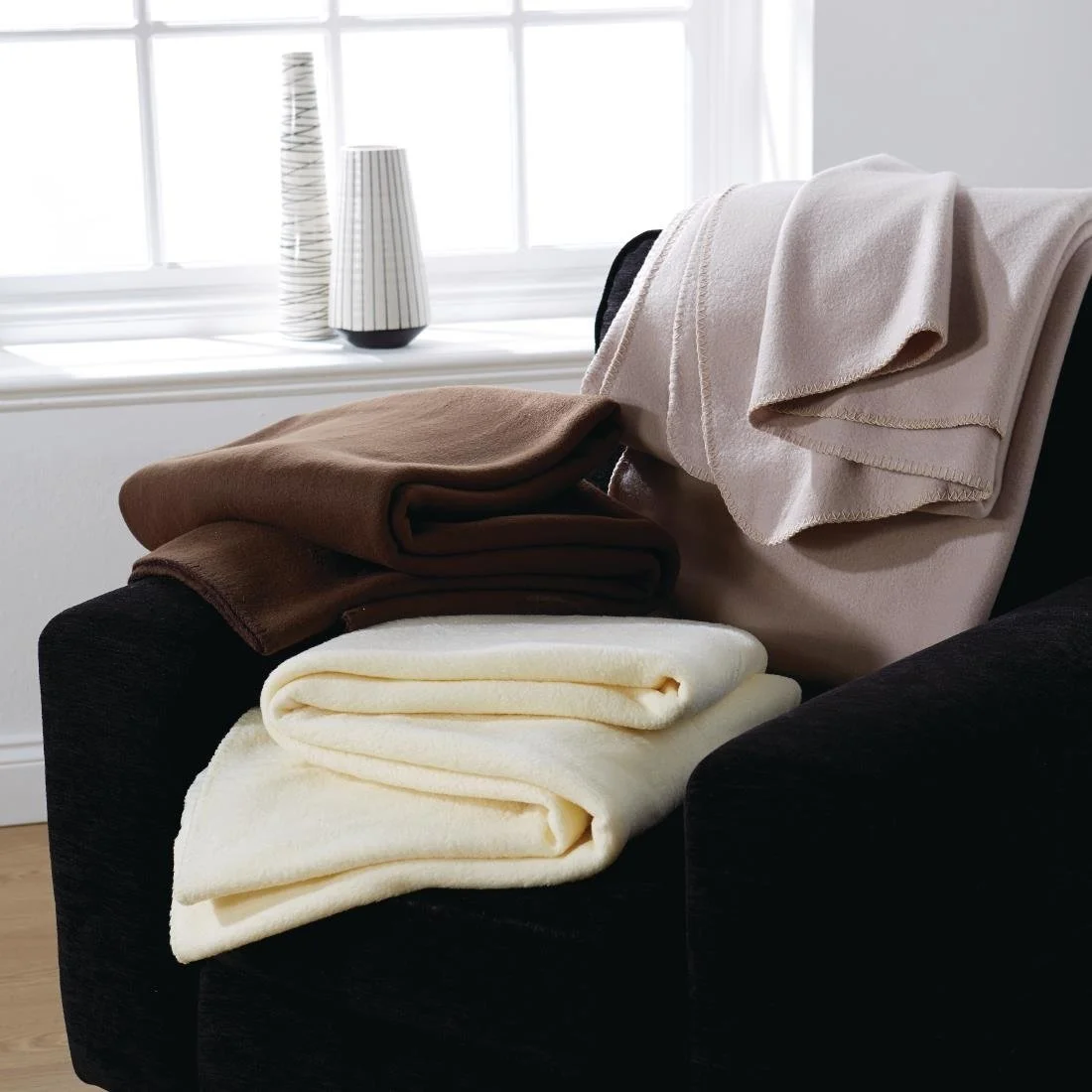 Mitre Essentials Polar Blankets Cream - Image 2