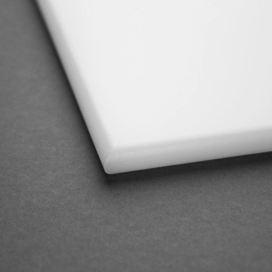 Hygiplas High Density White Chopping Board - Image 5