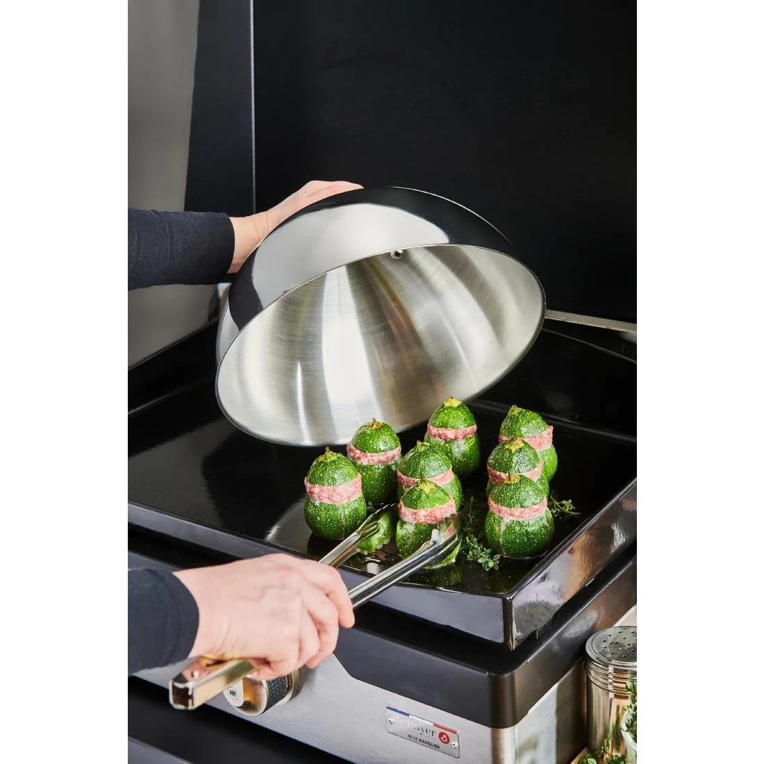 De Buyer Stainless Steel Cooking Dome 300mm - Image 10